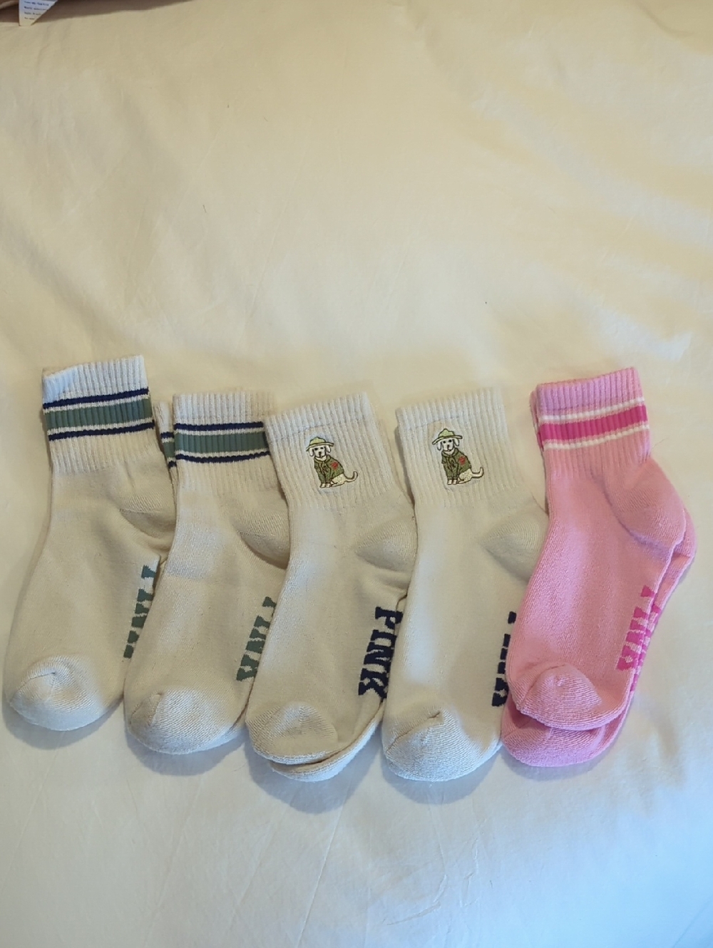 NWOT PINK Quarter Socks